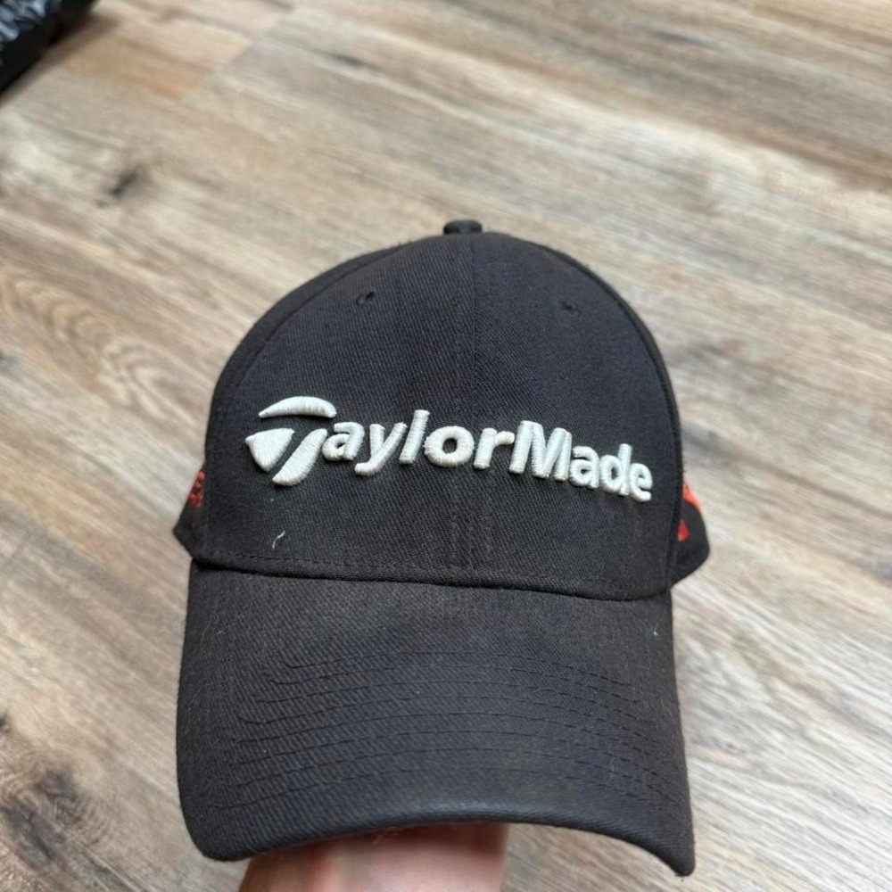 black taylormade golf cap r15 aero burner
